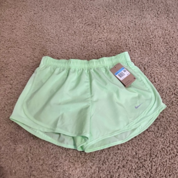 New Nike dri fit woman’s tempo brief lined heather vapor green running shorts - Picture 10 of 12